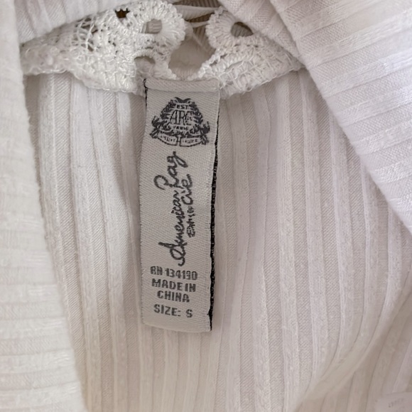 American Rag Ribbed Top - Picture 3 of 3